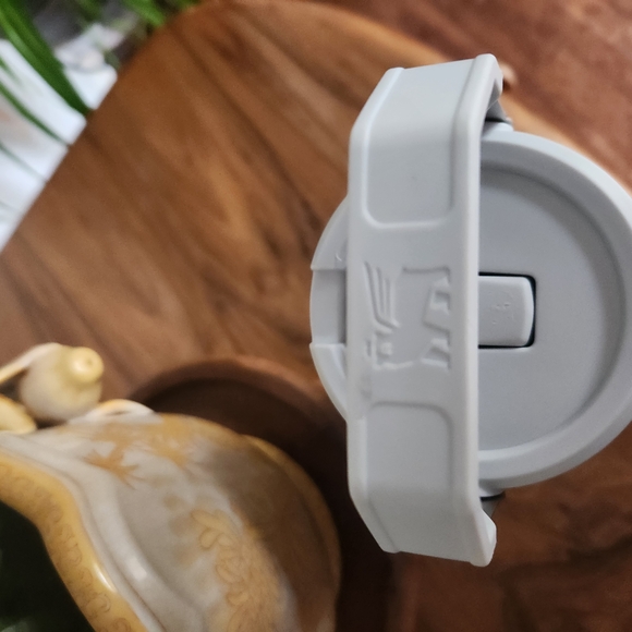 Stanley 30oz Flip Straw Iceflow - Picture 2 of 9